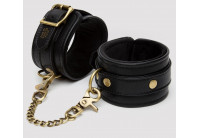 Черные оковы на ноги Bound to You Faux Leather Ankle Cuffs
