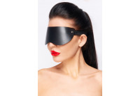 Черная кожаная маска без прорезей для глаз