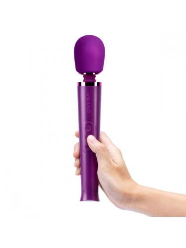 Фиолетовый жезловый мини-вибратор Le Wand Petite c 6 режимами вибрации